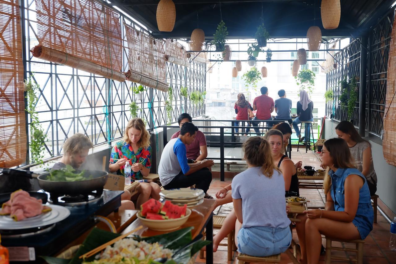The Like Hostel & Cafe โฮจิมินห์ซิตี้ ภายนอก รูปภาพ